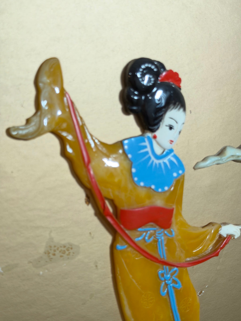 Lot 1028: Chinese Ceramic Figural Wall Panel, Court Lady with Flowing Amber Sleeves, Gold Ground, 12 x 29 in