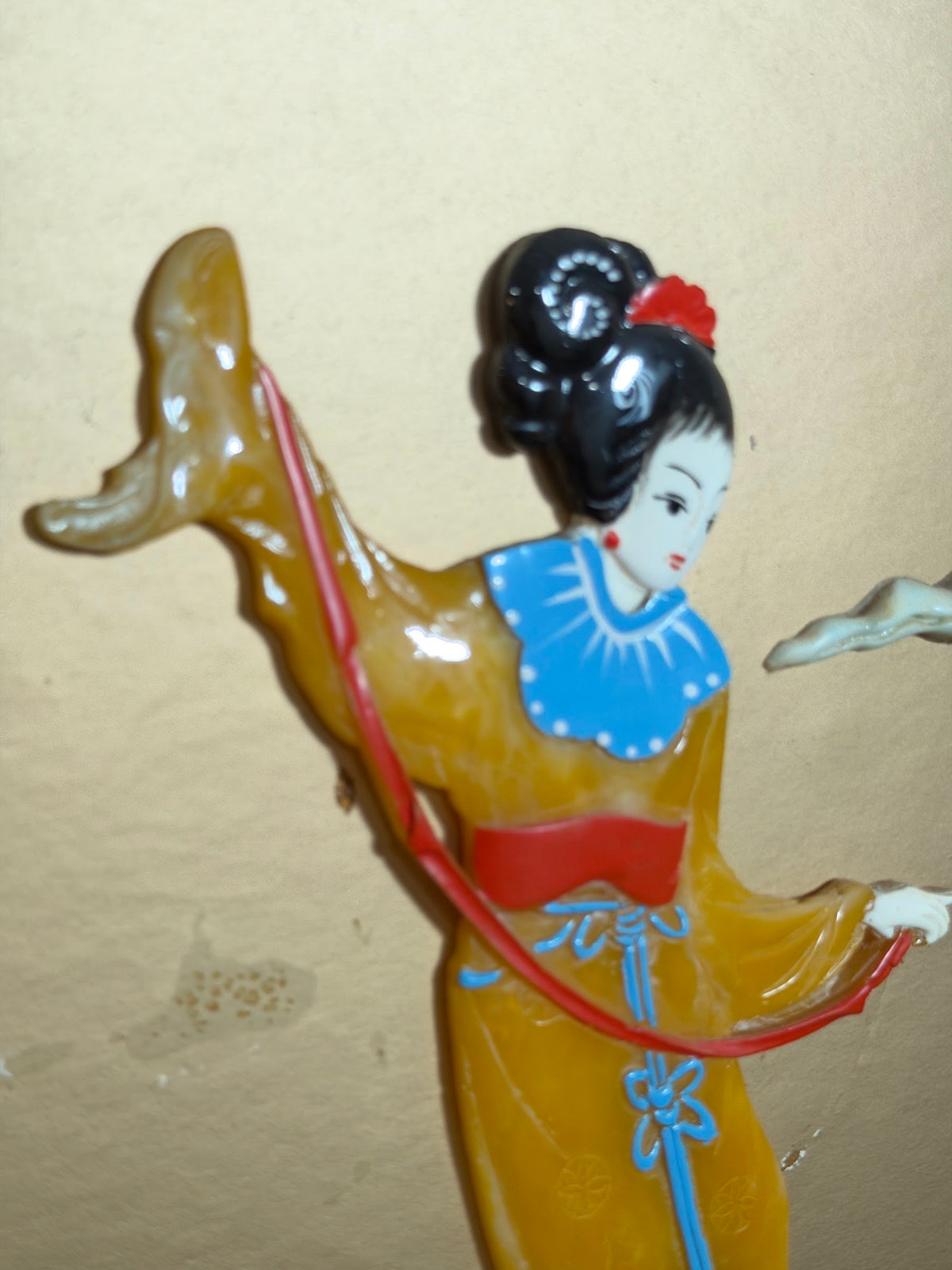 Lot 1028: Chinese Ceramic Figural Wall Panel, Court Lady with Flowing Amber Sleeves, Gold Ground, 12 x 29 in