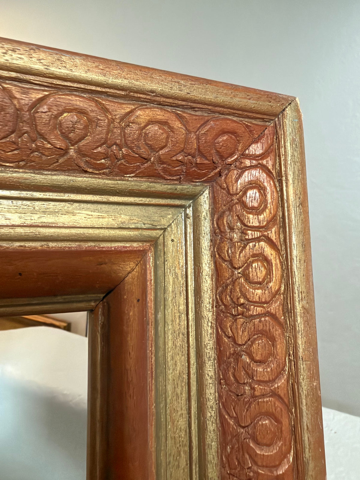 Lot 1036: Large Vintage Carved Gilt Wood Picture Frame, Ornate Scroll Border, Empty, 38 x 22 in