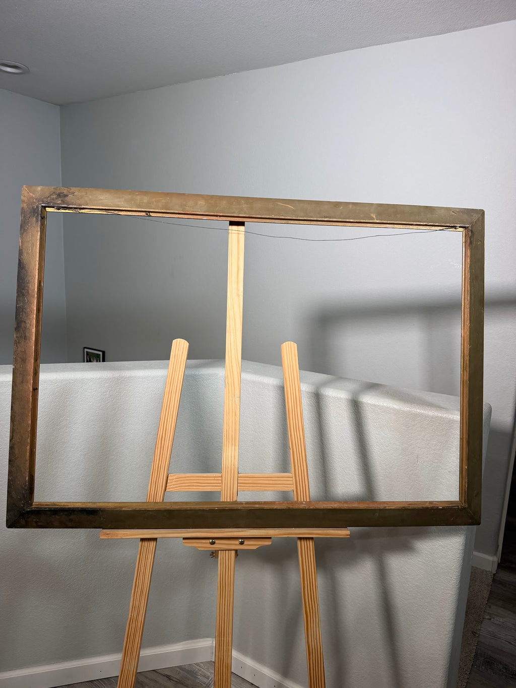 Lot 1027: Large Vintage Gilt Wood Picture Frame, Distressed Gold Finish, Empty, 40 x 28 in