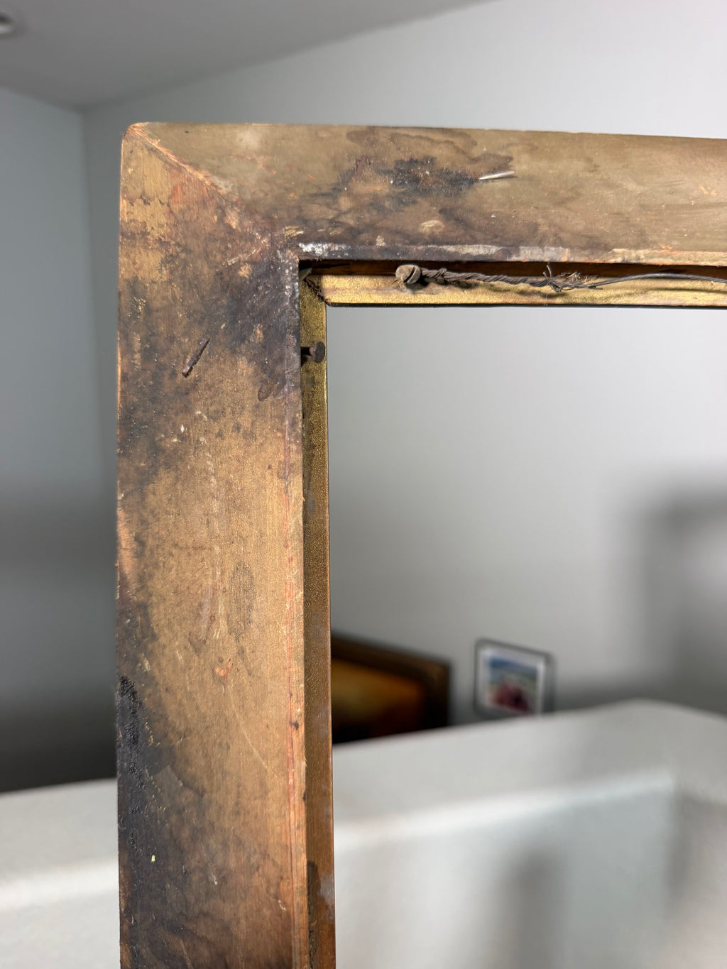 Lot 1027: Large Vintage Gilt Wood Picture Frame, Distressed Gold Finish, Empty, 40 x 28 in